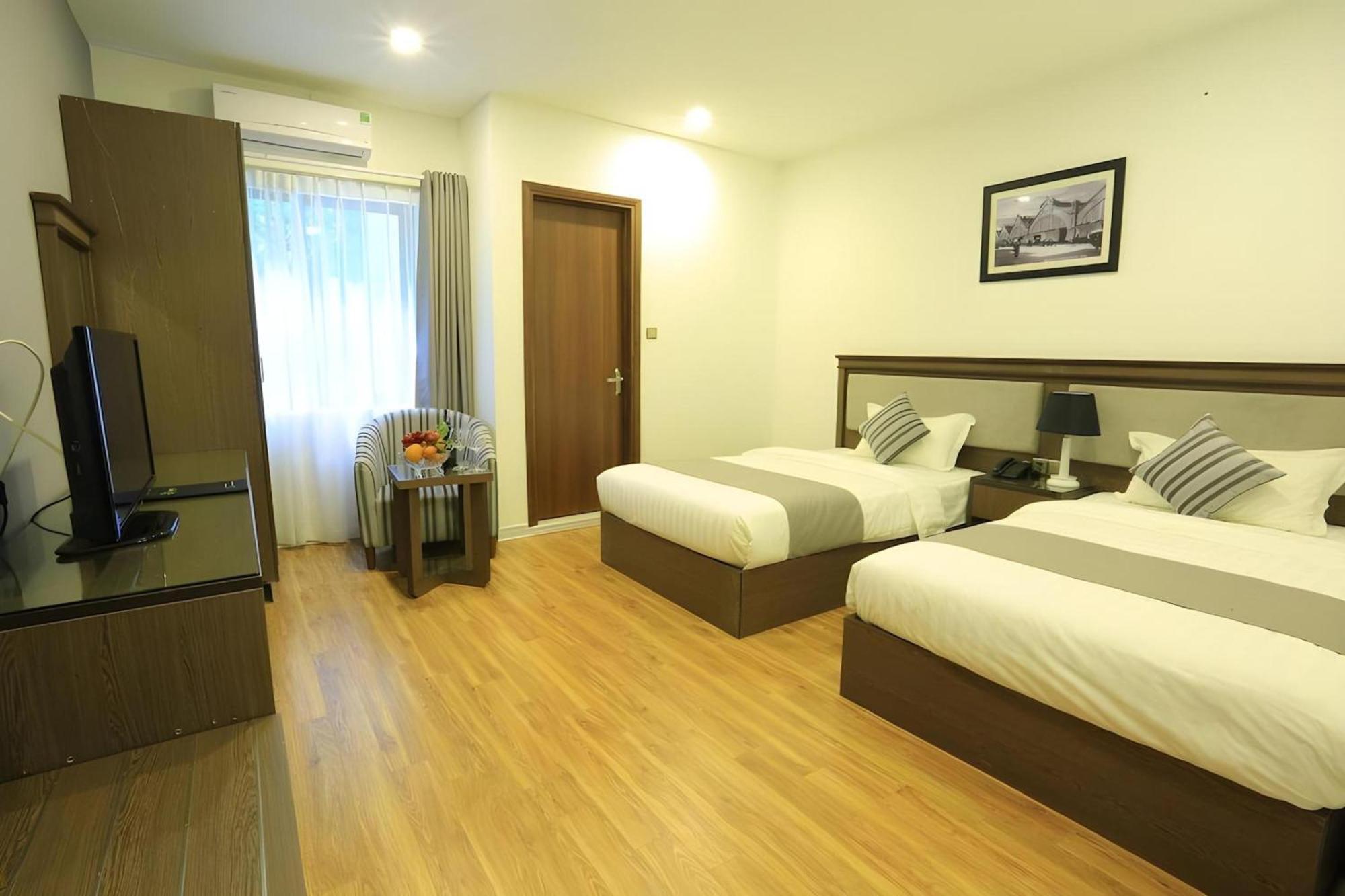 Collection O Le Grand Hanoi Hotel - The Tryst Extérieur photo
